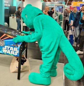 Suse am Flipper